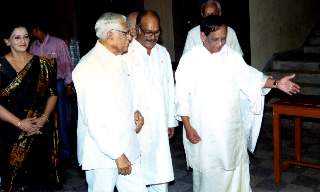 S. Ram Bharati, Dr. Saraswati, Thiru R. Venkatraman, Dr. Balamuralikrishna