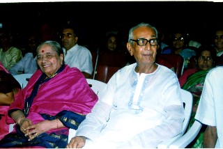 Sangeetha Kalanidhi Smt. D.K. Pattammal and his husband Iswaran
