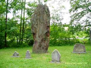 Menhirs nolithique de Clendy