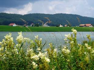 Le lac des Taillres